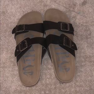 off brand birkenstock’s
